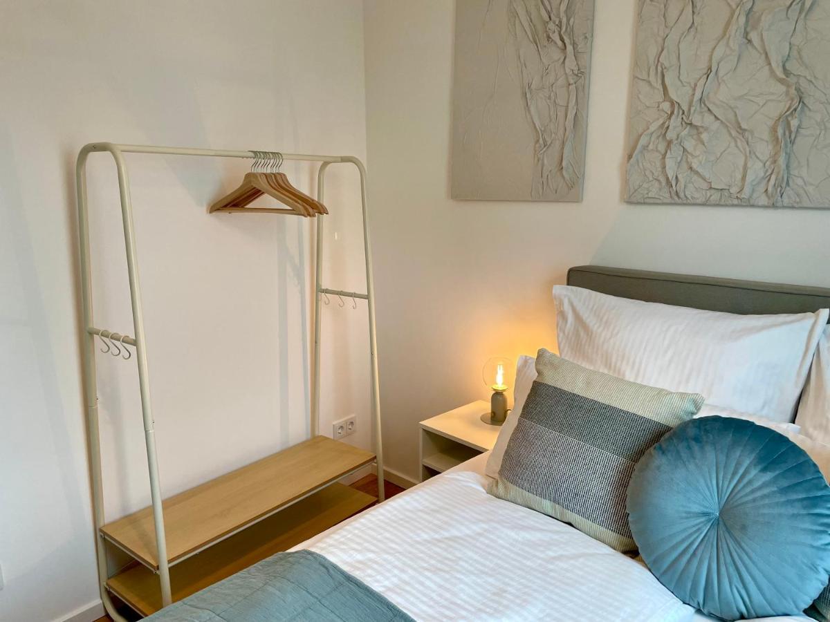 Neubau - S-Bahn Nah - Koeln Messe/Hbf Apartman Bergisch Gladbach Kültér fotó